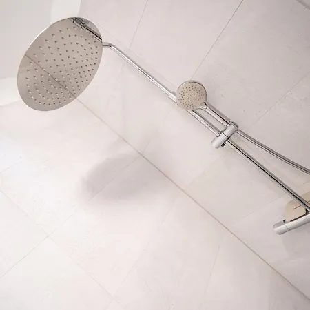 Quartier 6 - App 06 *